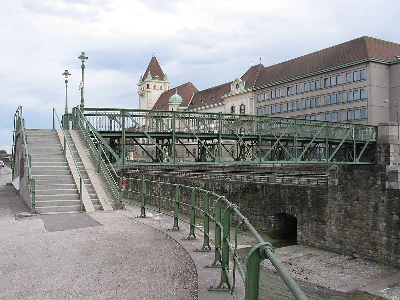 Datei:14 Badhaussteg.jpg