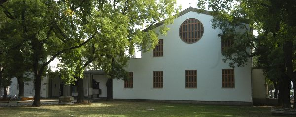 Datei:15 Christkönigskirche.jpg