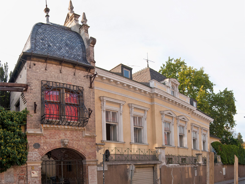 Datei:17 Bärenvilla.jpg