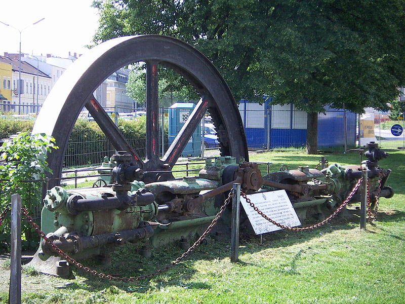 Datei:23 Ammoniakkompressor Brauerei Liesing.jpg