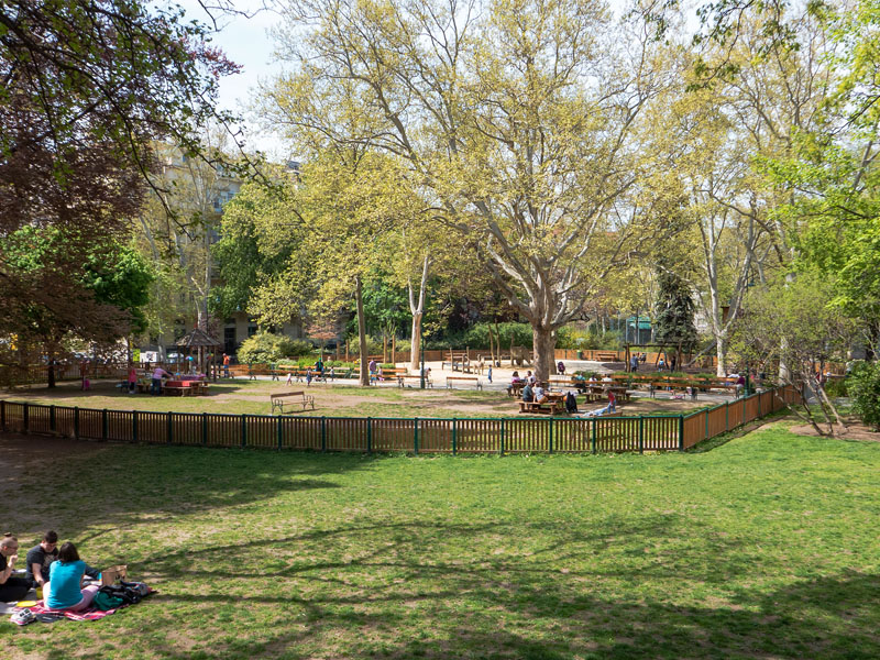 Datei:4 Alois-Drasche-Park.jpg