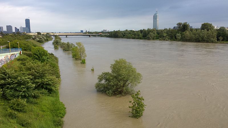 Datei:Donauinsel Hochwasser1.jpg
