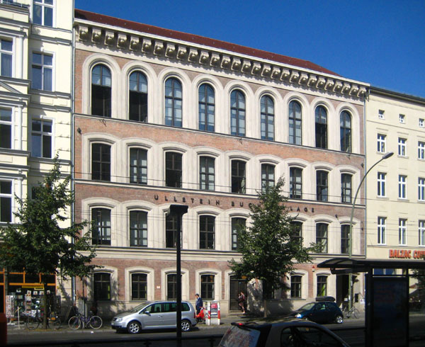 Datei:Ehemaliges Friedrichsgymnasium.jpg