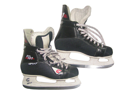 Datei:Eishockeyschuhe.jpg