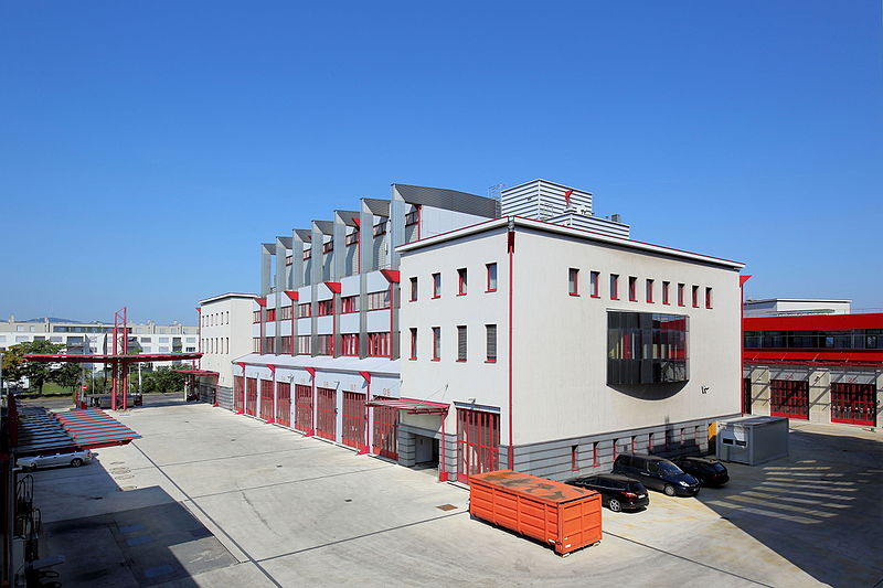 Datei:Feuerwache Floridsdorf.jpg