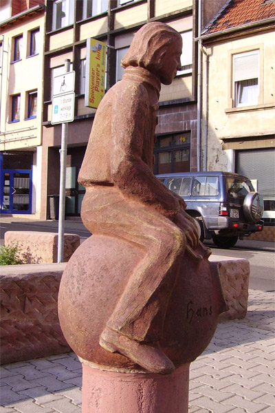 Datei:Figur Hans im Glück.jpg