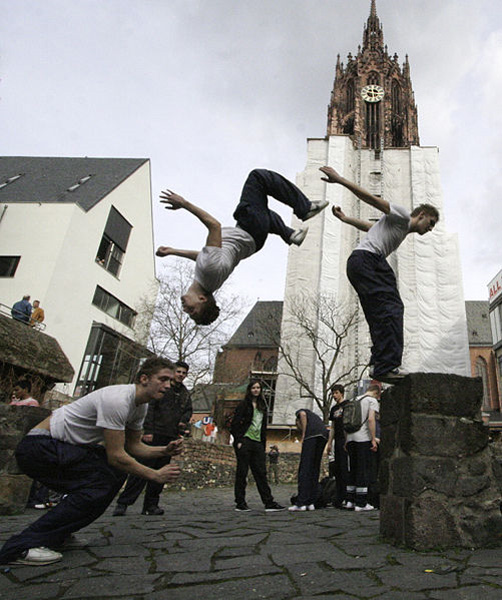 Datei:Freerunning Frankfurt.jpg