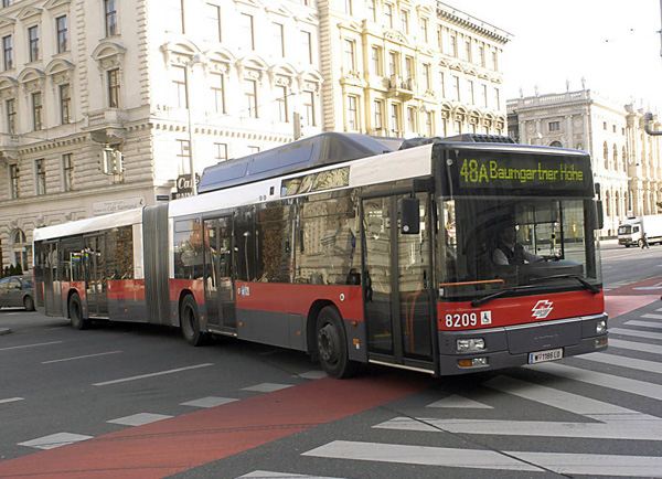 Datei:Gelenkbus 48A.jpg
