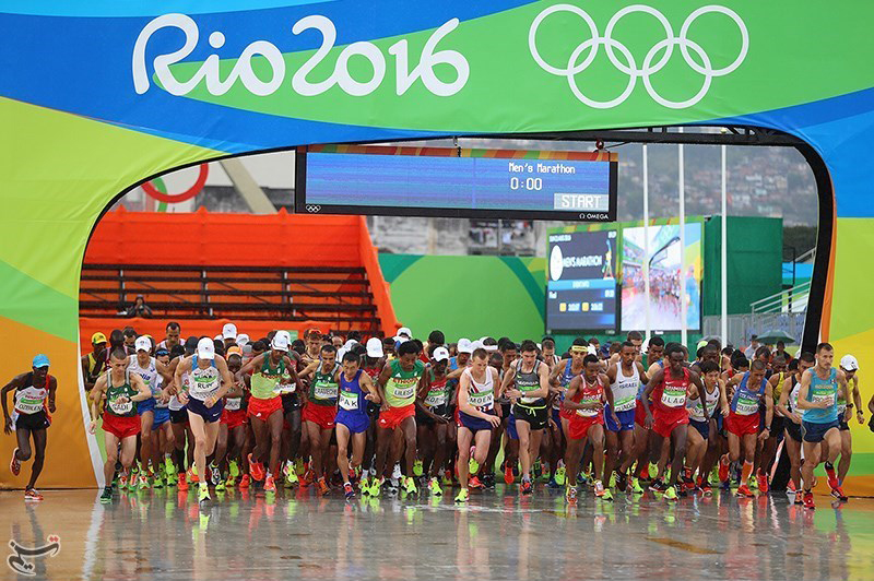 Datei:Marathonstart Rio 2016.jpg
