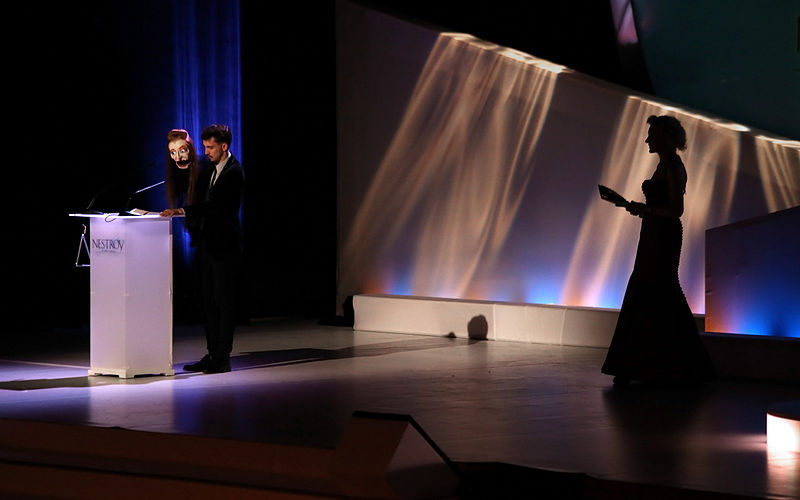 Datei:Nikolaus Habjanbeim Nestroy-Theaterpreis 2013.jpg