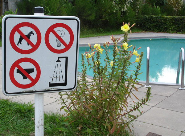 Datei:Regeln im Bad.jpg