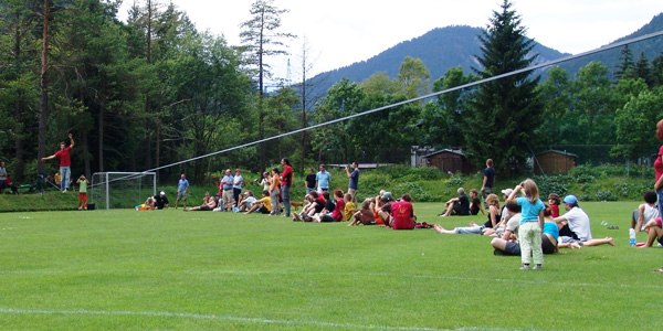Datei:Slackline 100m Longline.jpg