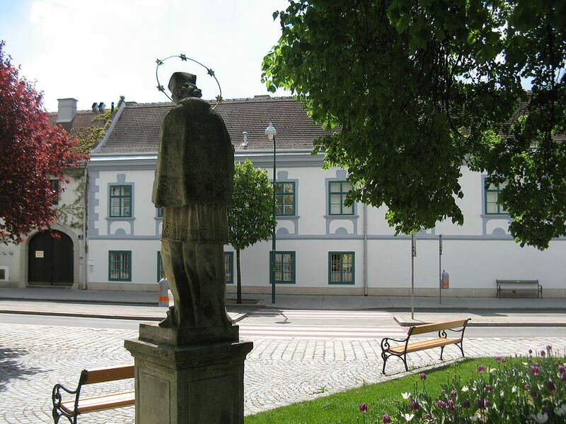 Datei:10 Oberlaaer Platz.jpg