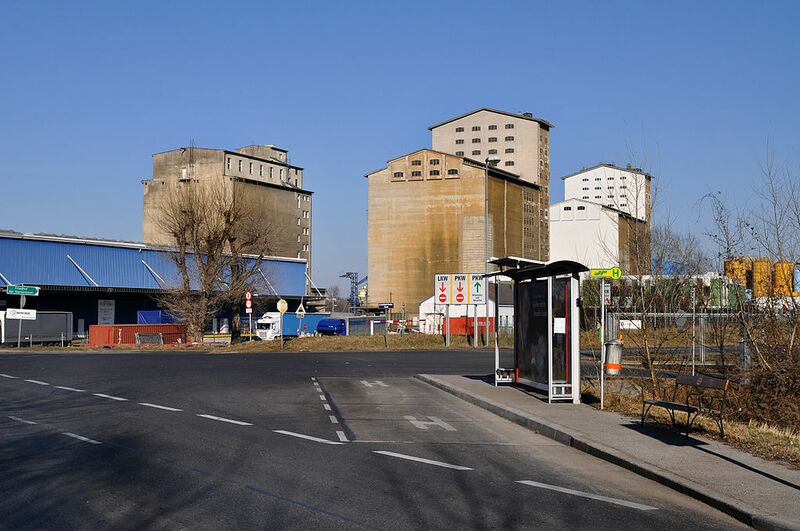 Datei:11 Alberner Hafen.jpg