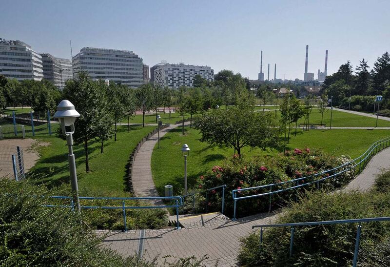 Datei:11 Hyblerpark.jpg