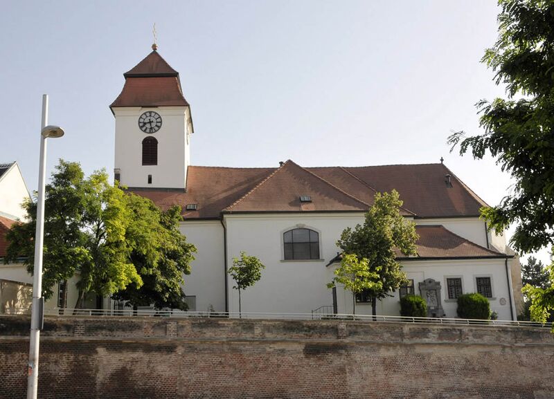 Datei:11 Kirche St Laurenz.jpg