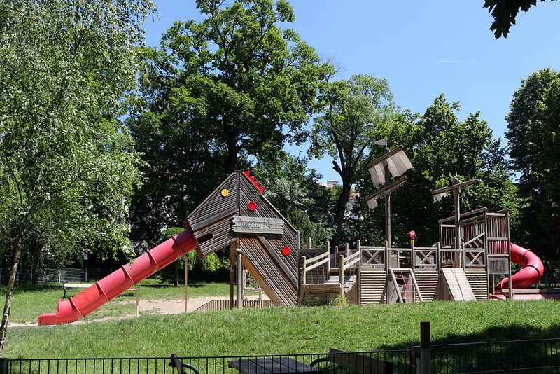 Datei:14 Baumgartner-Casino-Park.jpg