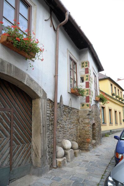 Datei:19 Dreikugelhaus.jpg