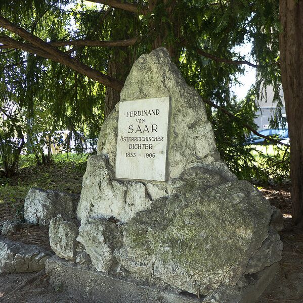 Datei:19 Saarpark Saarplatz.jpg