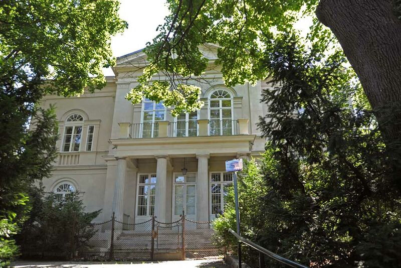 Datei:19 Villa Wertheimstein.jpg