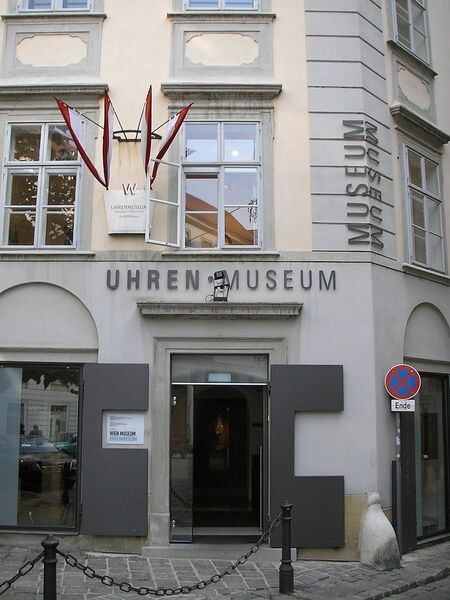 Datei:1 Uhrenmuseum.jpg