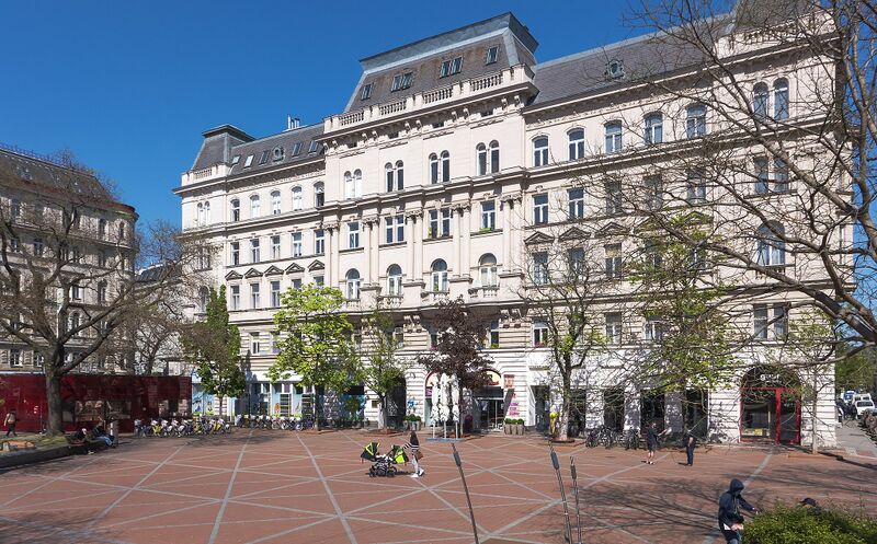 Datei:20 Wallensteinplatz 2.jpg