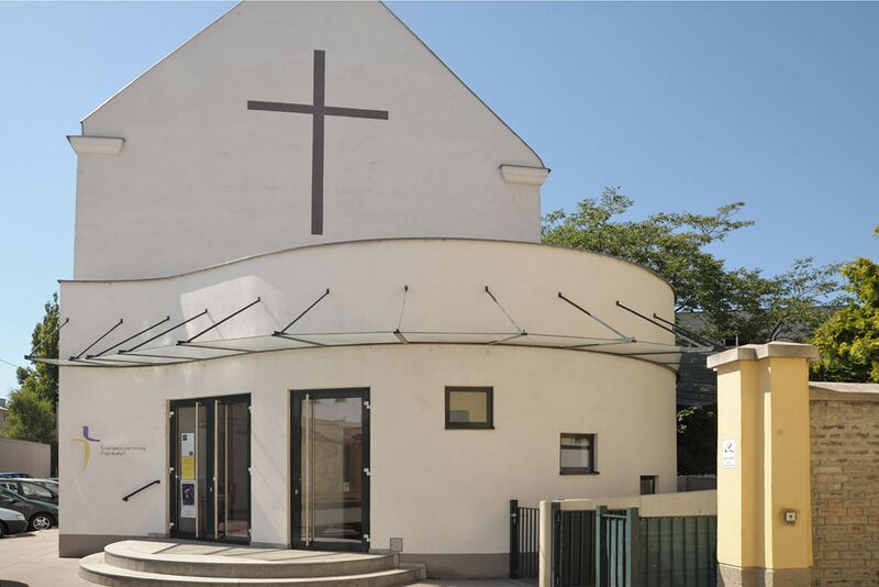 Datei:21 Evangelische Kirche.jpg