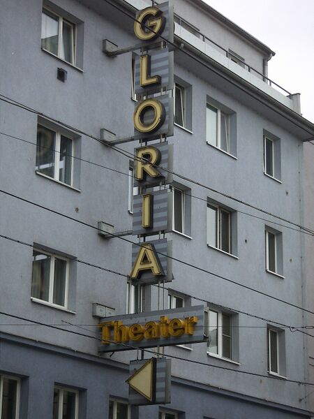 Datei:21 GloriaTheater.JPG