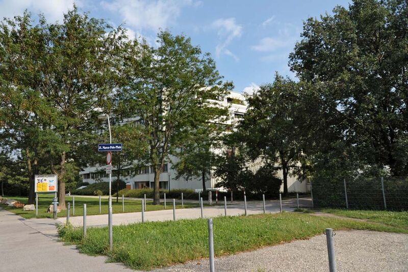 Datei:21 Marco Polo Platz.jpg