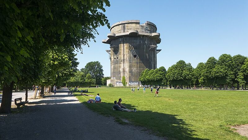 Datei:2 Augarten.jpg