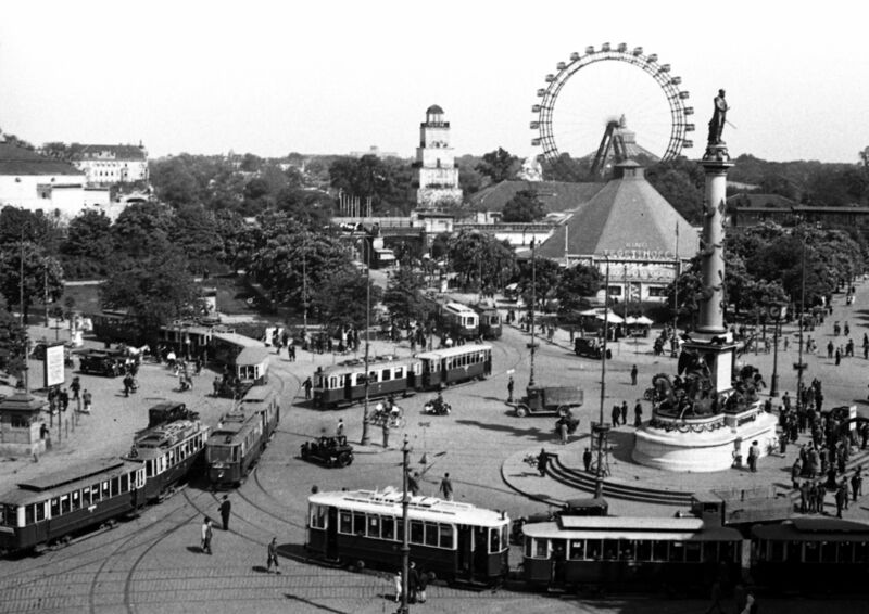 Datei:2 Praterstern 1937.jpg