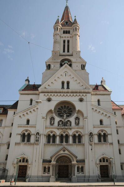 Datei:3 Herz Jesu Kirche.jpg