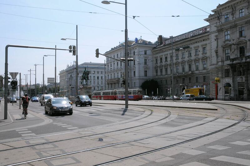 Datei:3 Schwarzenbergplatz.jpg