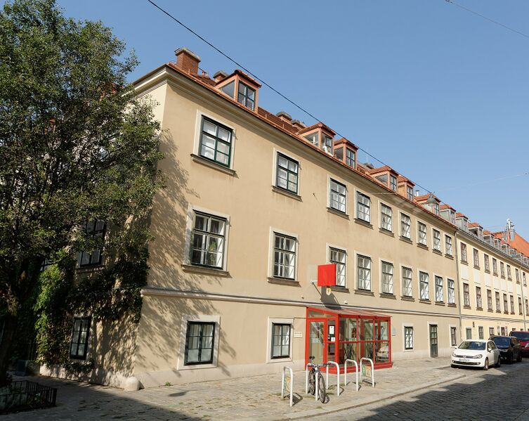 Datei:5 Schlossquadrat.jpeg