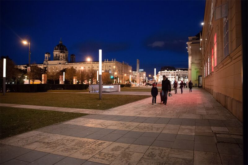 Datei:7 Museumsplatz.jpg