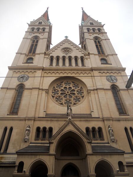 Datei:9 Canisiuskirche.jpg