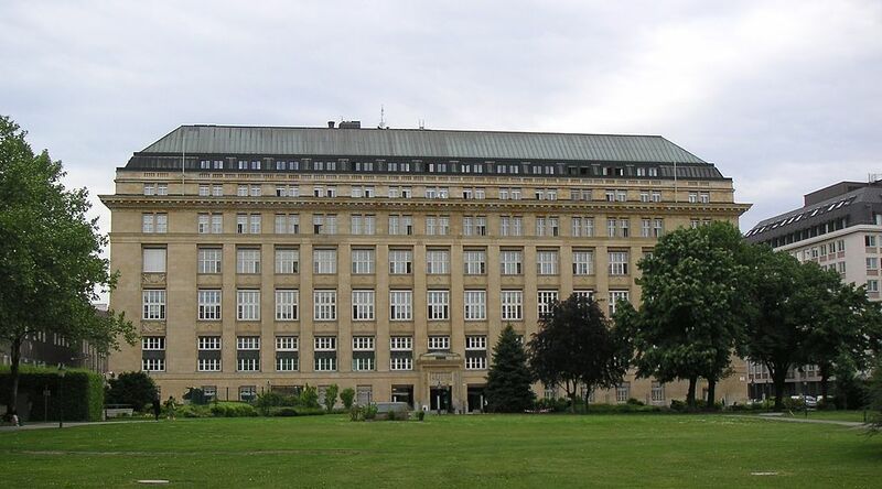 Datei:9 Nationalbank.jpg