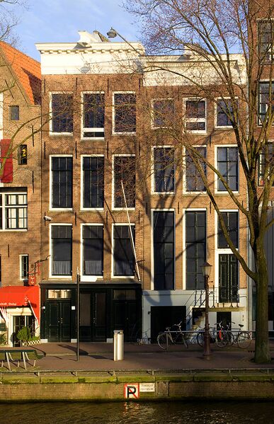 Datei:Anne Frank Haus Amsterdam.jpg