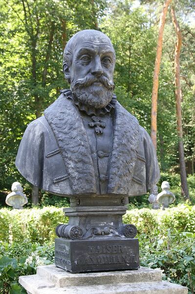 Datei:Büste Maximilian II.jpg
