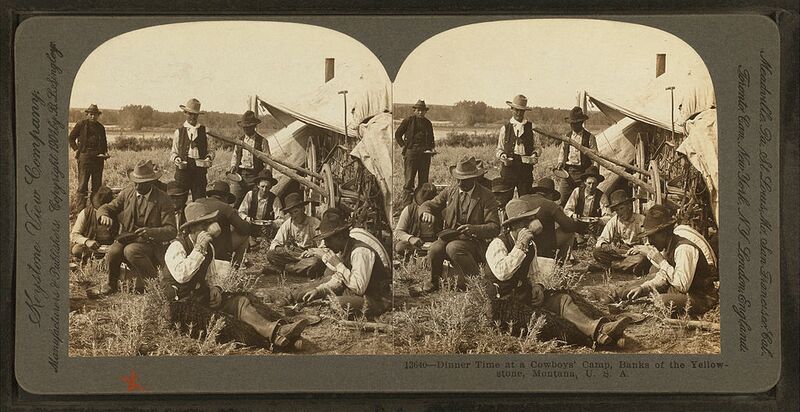 Datei:Cowboys beim Abendessen.jpg