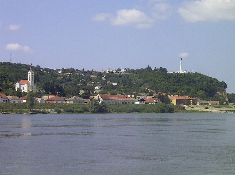 Datei:Donau Kroatien.jpg
