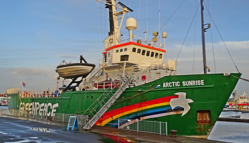 Datei:Greenpeace Arctic Sunrise.jpg