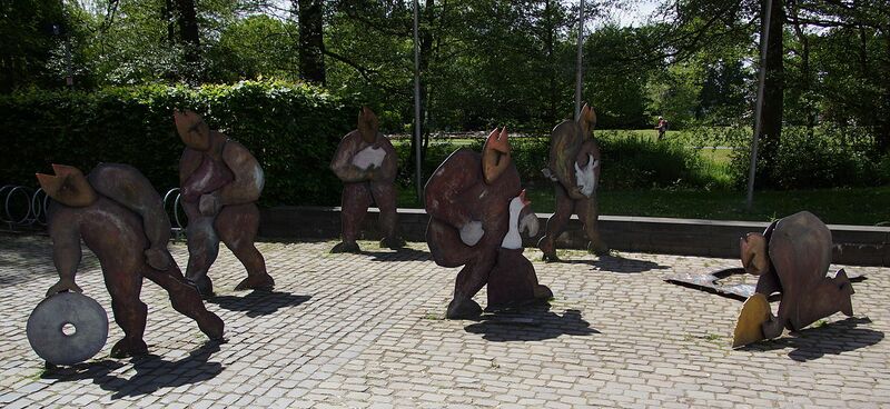 Datei:Hans im Glück Figurengruppe.jpg