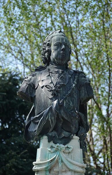 Datei:Kaiser Franz I Schönbrunn.jpg