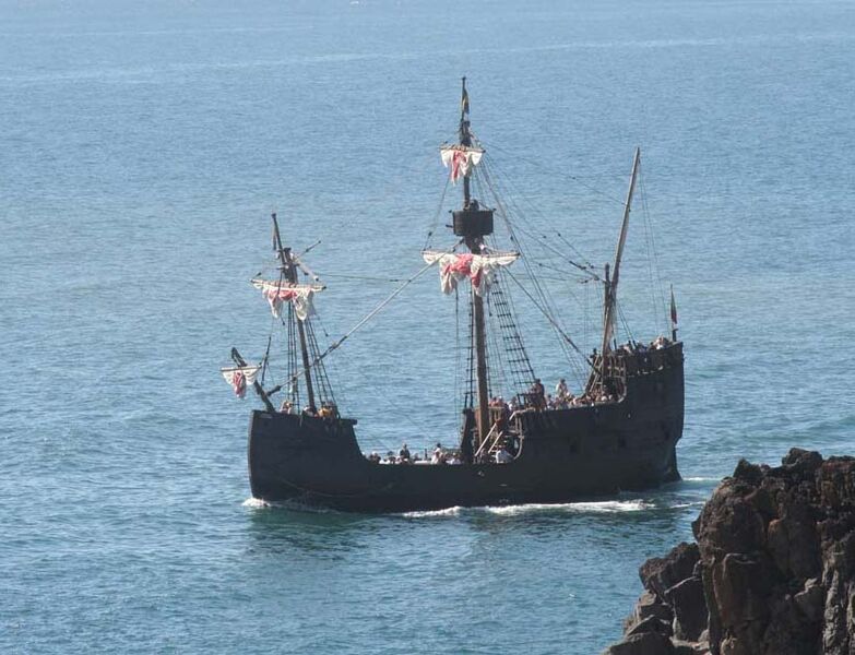 Datei:Kolumbus Schiff Santa Maria.jpg