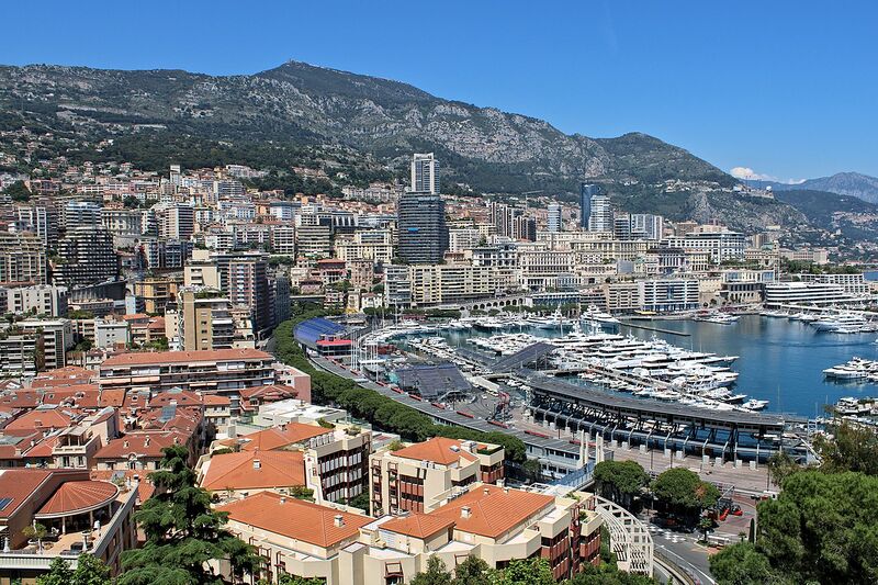 Datei:Monaco mit Hafenblick.jpg