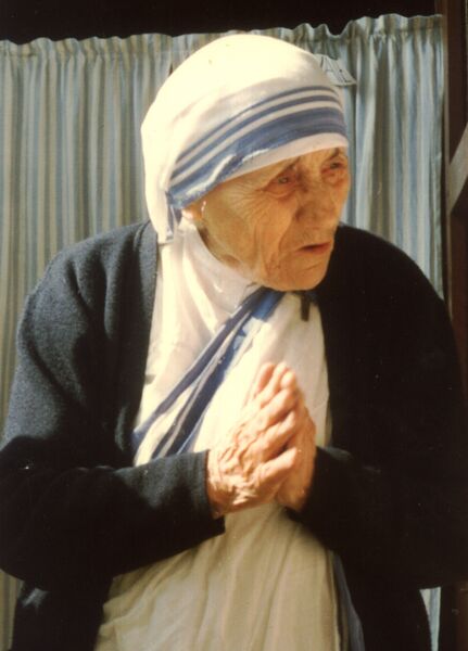 Datei:Mutter Teresa 1988.jpg