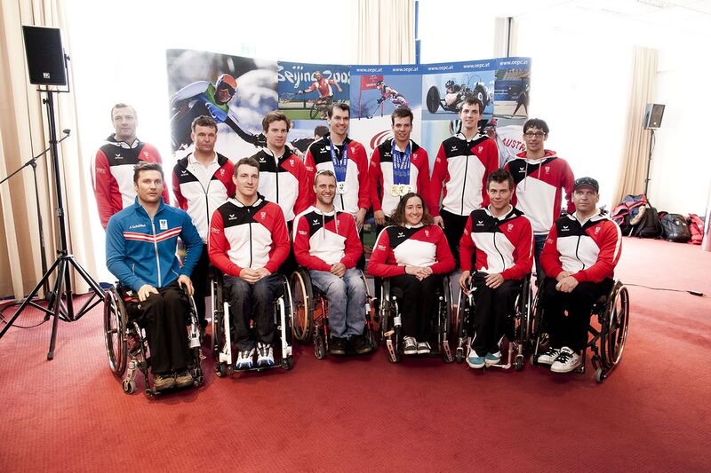 Datei:Paralympicteam 2014.jpg