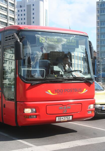 Datei:Postbus 2007.jpg