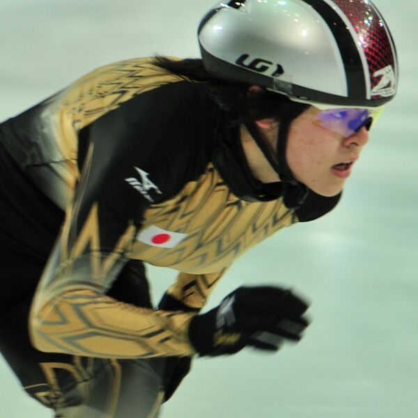 Datei:Short Track Schutzausrüstung.jpg